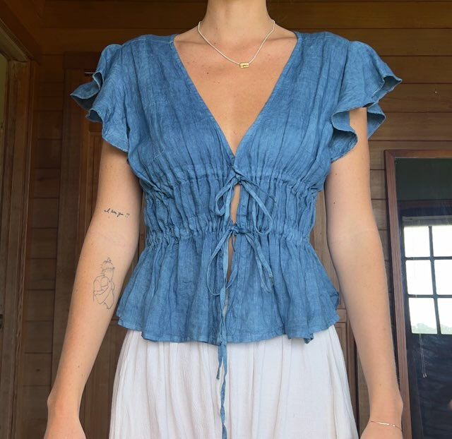 Ruffle sleeve top (Sugested Retrail  $210)