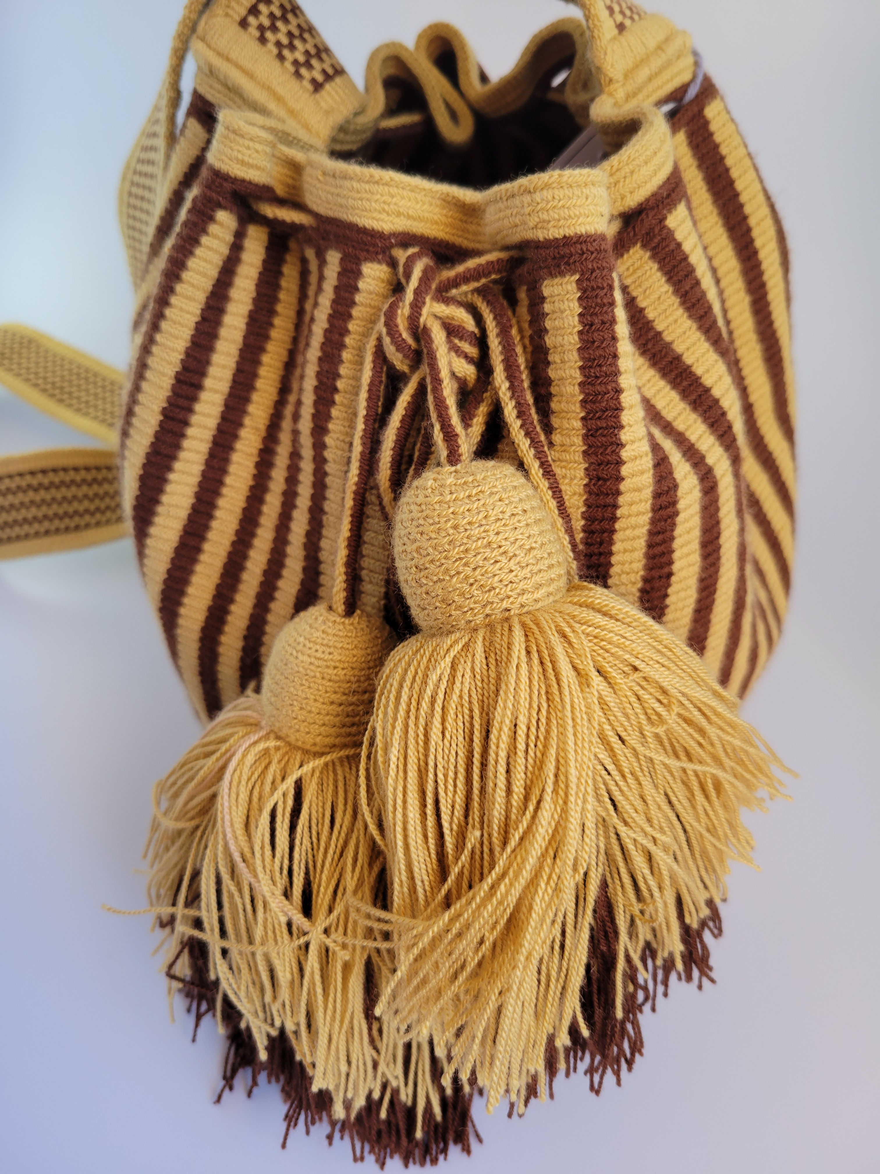 Medium  Wayuu bag 