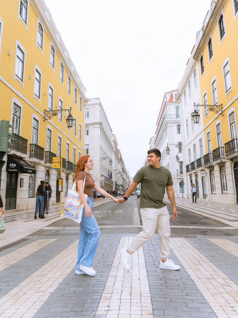 Couples photography in Portugal capturing natural moments and emotional connection