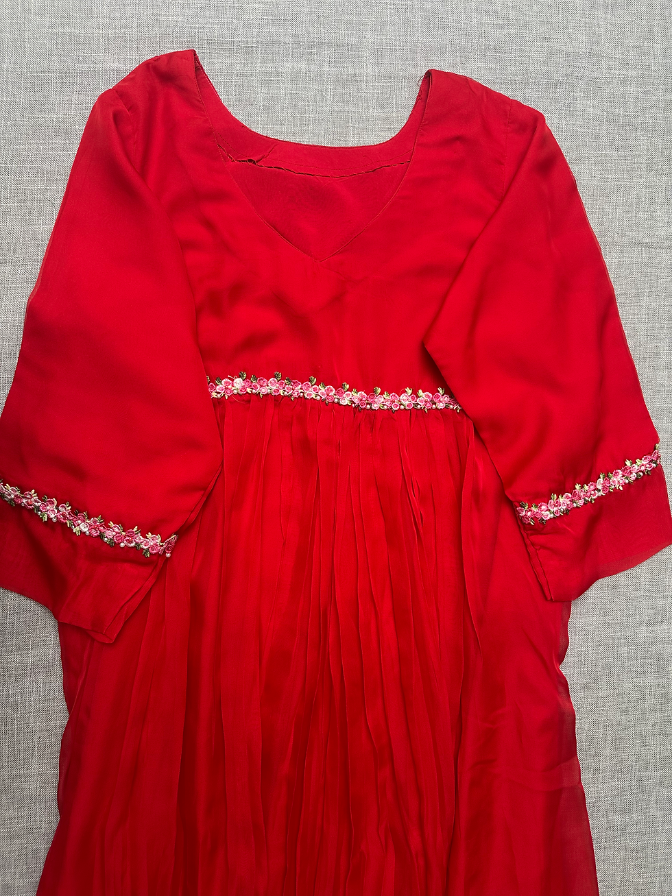 Thumbnail: Chiffon pleated kurthi 