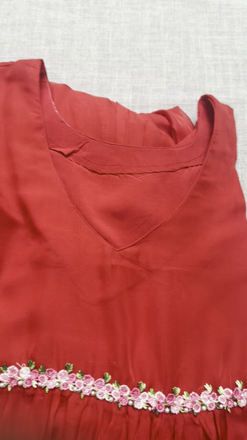 Thumbnail: Chiffon pleated kurthi 