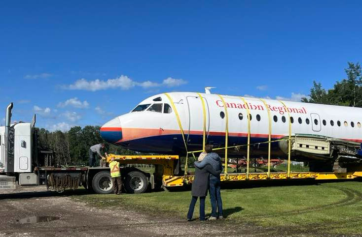 Fokker F-28 C-GTIZ