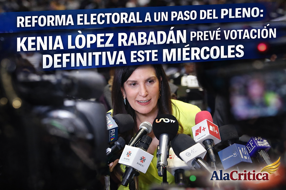 Kenia López Rabadán en conferencia de prensa en la Cámara de Diputados durante sesión informativa