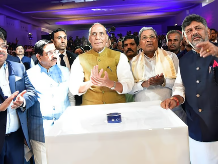 Invest Karnataka 2025: ಜಾಗತಿಕ ಹೂಡಿಕೆದಾರರ ಸಮಾವೇಶಕ್ಕೆ ರಕ್ಷಣಾ ಸಚಿವ ರಾಜನಾಥ್ ಸಿಂಗ್ ಚಾಲನೆ