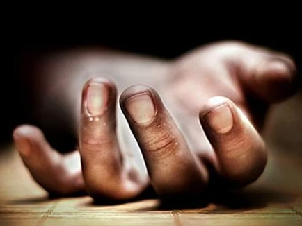 ದೆಹಲಿ: ಕಾಲೇಜು ಕಟ್ಟಡದಿಂದ ಜಿಗಿದು ಬಿ.ಕಾಂ ವಿದ್ಯಾರ್ಥಿ ಆತ್ಮಹತ್ಯೆ