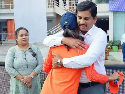 ಮತಾಂತರಕ್ಕೆ ಕ್ಲಬ್ ಬಳಸಿದ ತಂದೆ: ಸದಸ್ಯತ್ವ ಕಳೆದುಕೊಂಡ ಟೀಂ ಇಂಡಿಯಾ ಸ್ಟಾರ್ ಆಟಗಾರ್ತಿ ಜೆಮಿಮಾ ರಾಡ್ರಿಗಸ್!