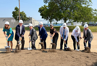 Groundbreaking 01.jpg