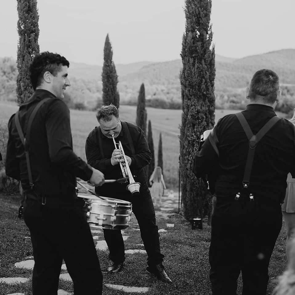 Roaming Band, Borgo Santo Pietro