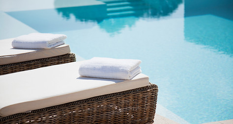 Hotel Pool