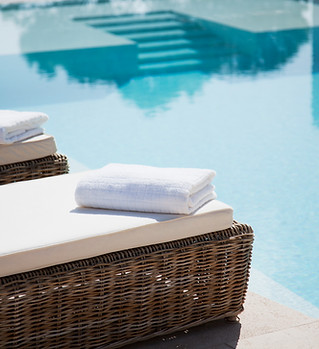 Hotel Pool