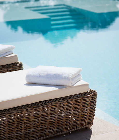 Hotel Pool