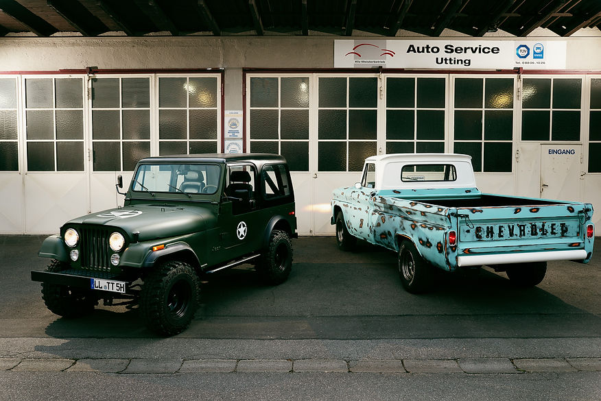 8 JEEP+CHEVY.JPG