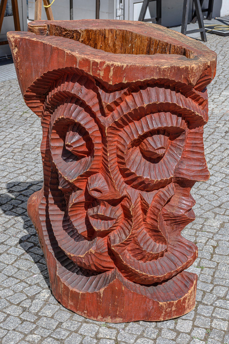 Miniaturbild: Holzskulptur Plastik