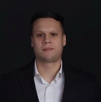Jorge Leon, Co-Founder & Designated Managing Broker at HomeTrade Realty