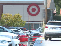 “8살 여자아이, 혼자 25분 동안 운전”..가족 ‘유괴 신고’