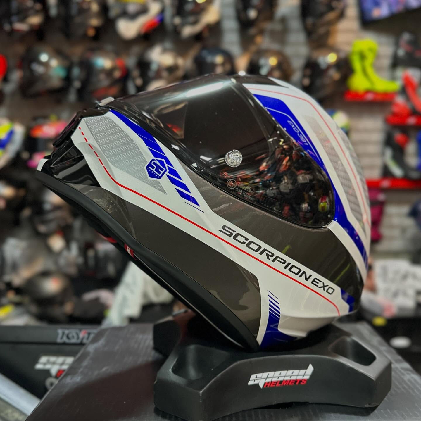 SCORPION EXO-R391 LEO WHITE BLUE