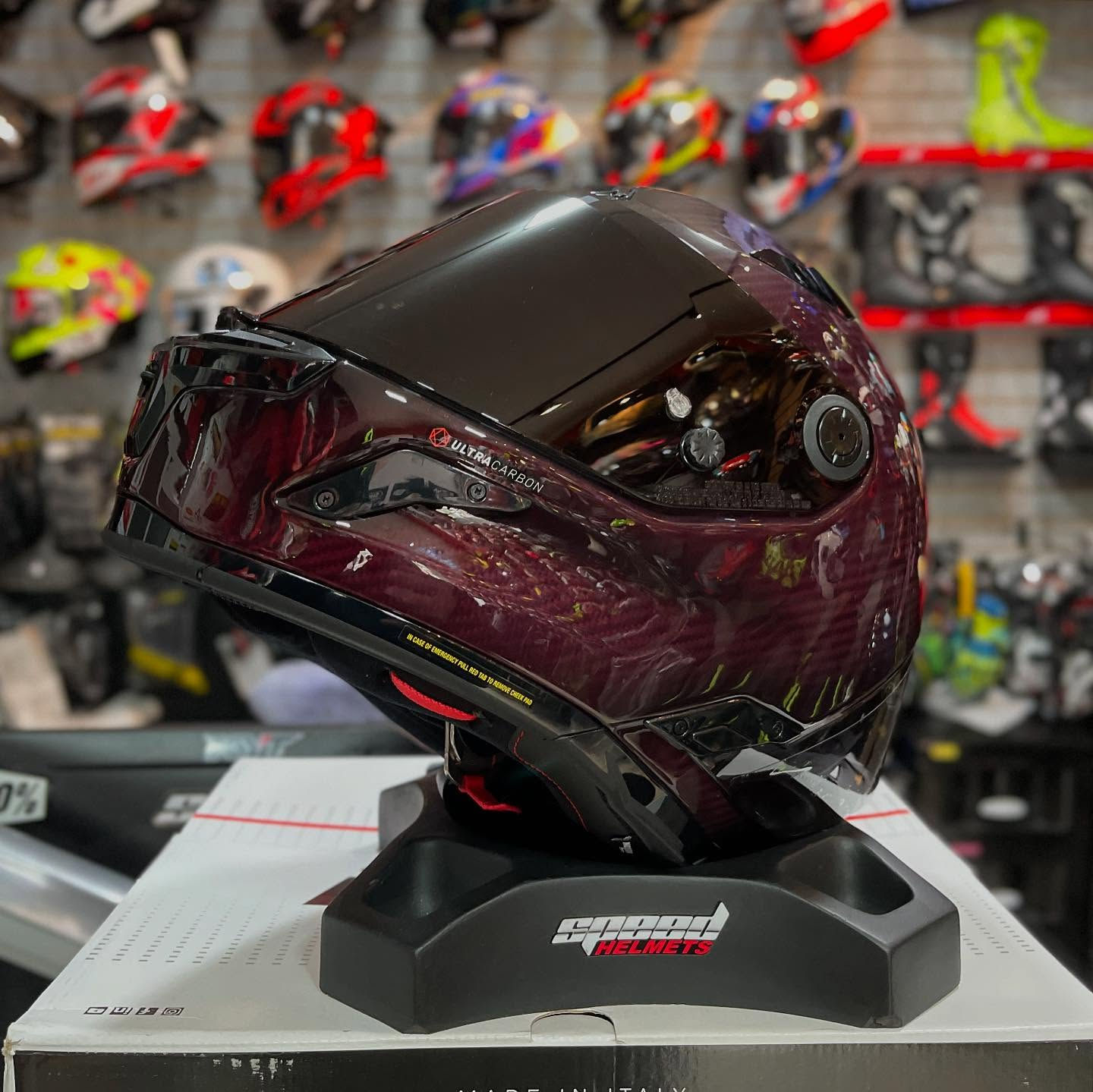 NOLAN X-804 RS ULTRA CARBÓN LIQUIDO ROSSO 326 22.06