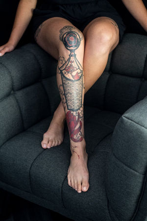 Leg and shin Japanese floral ornamental tattoo by Essie Bloom, Bay Area Oakland tattoo artist