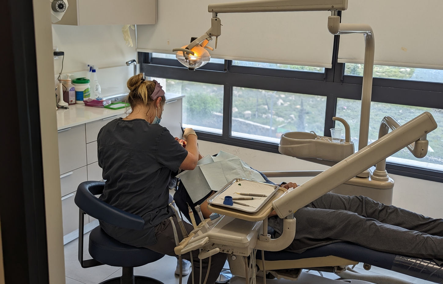 Olive Dental Hygienist Scaling and Cleaning