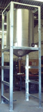 Tanque de estocagem em inox 304 cap. 1700L.JPG