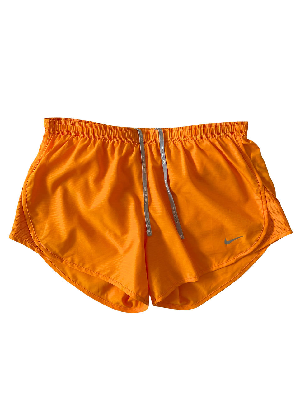 Миниатюра: (S) Дамски шорти NIKE (23,47 лв.)