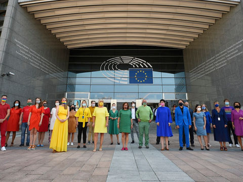 The European Parliament declares the EU a "freedom zone for LGBTIQ people"