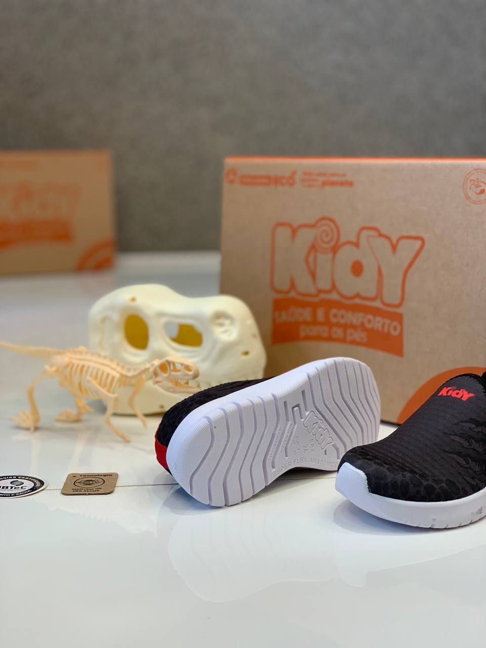 Miniatura: Tênis Kidy com Dinossauro 4450016