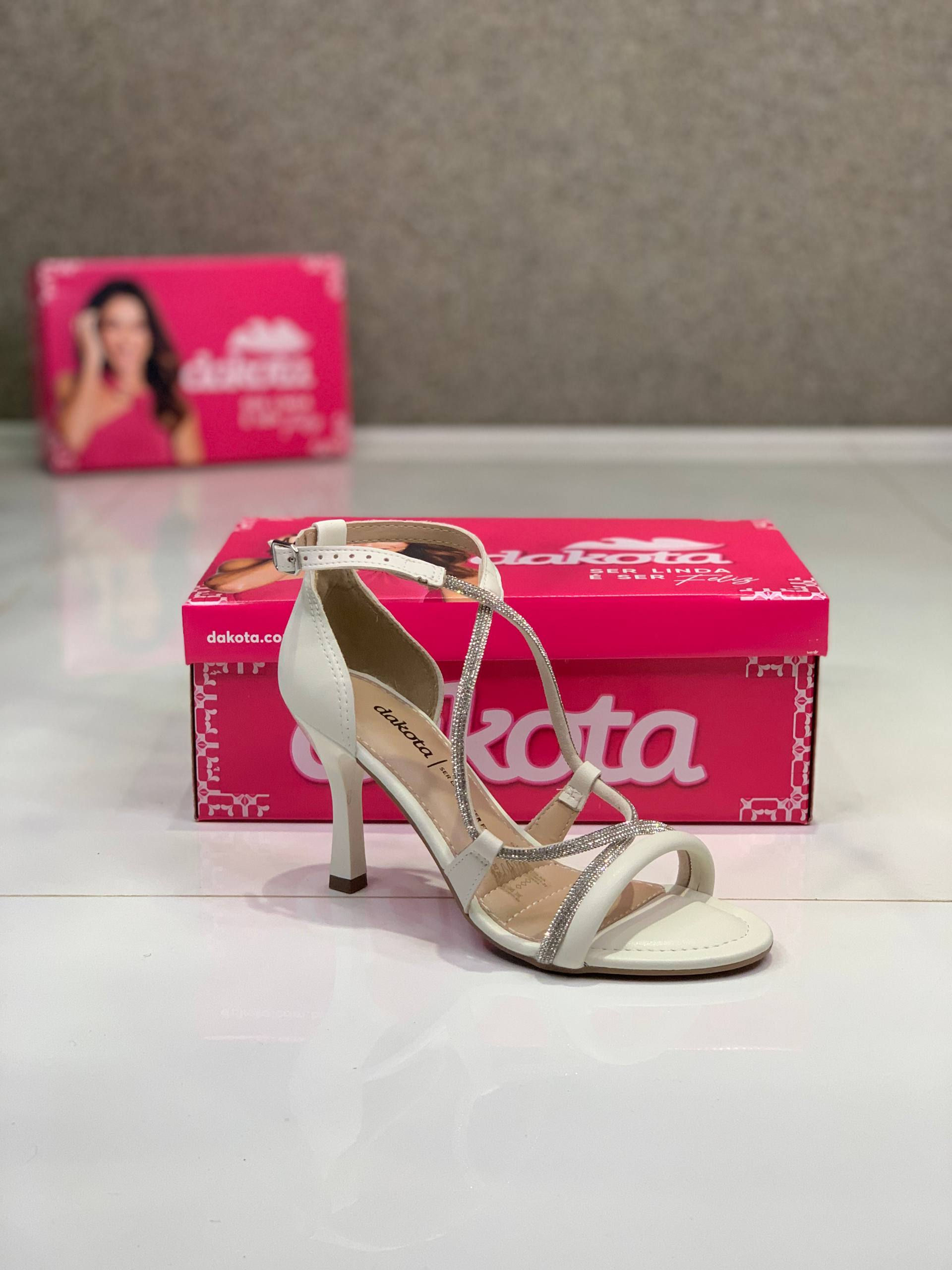 Sandália Dakota DB582