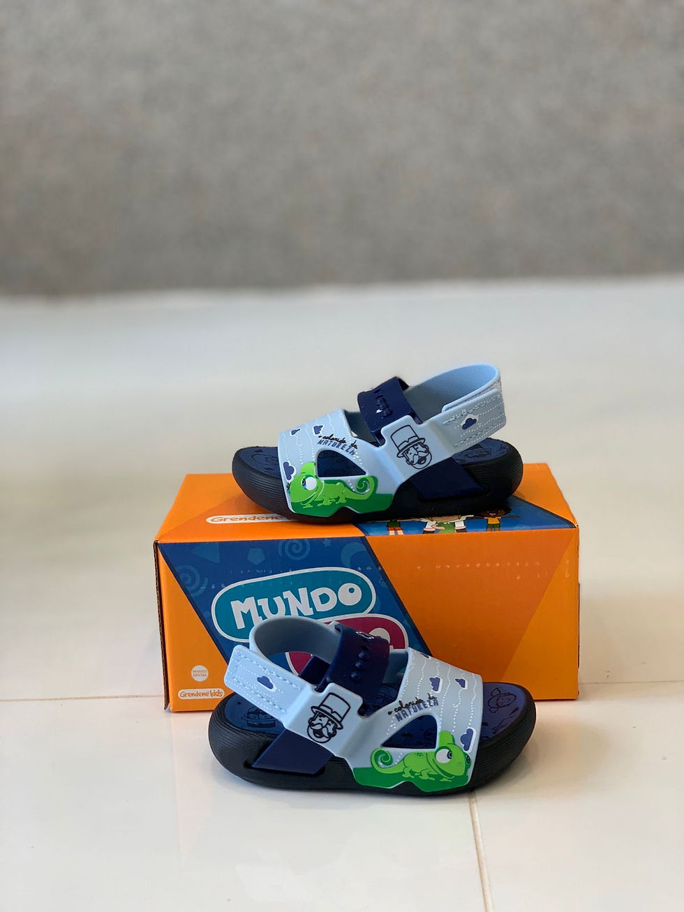 Miniatura: Papete Mundo Bita