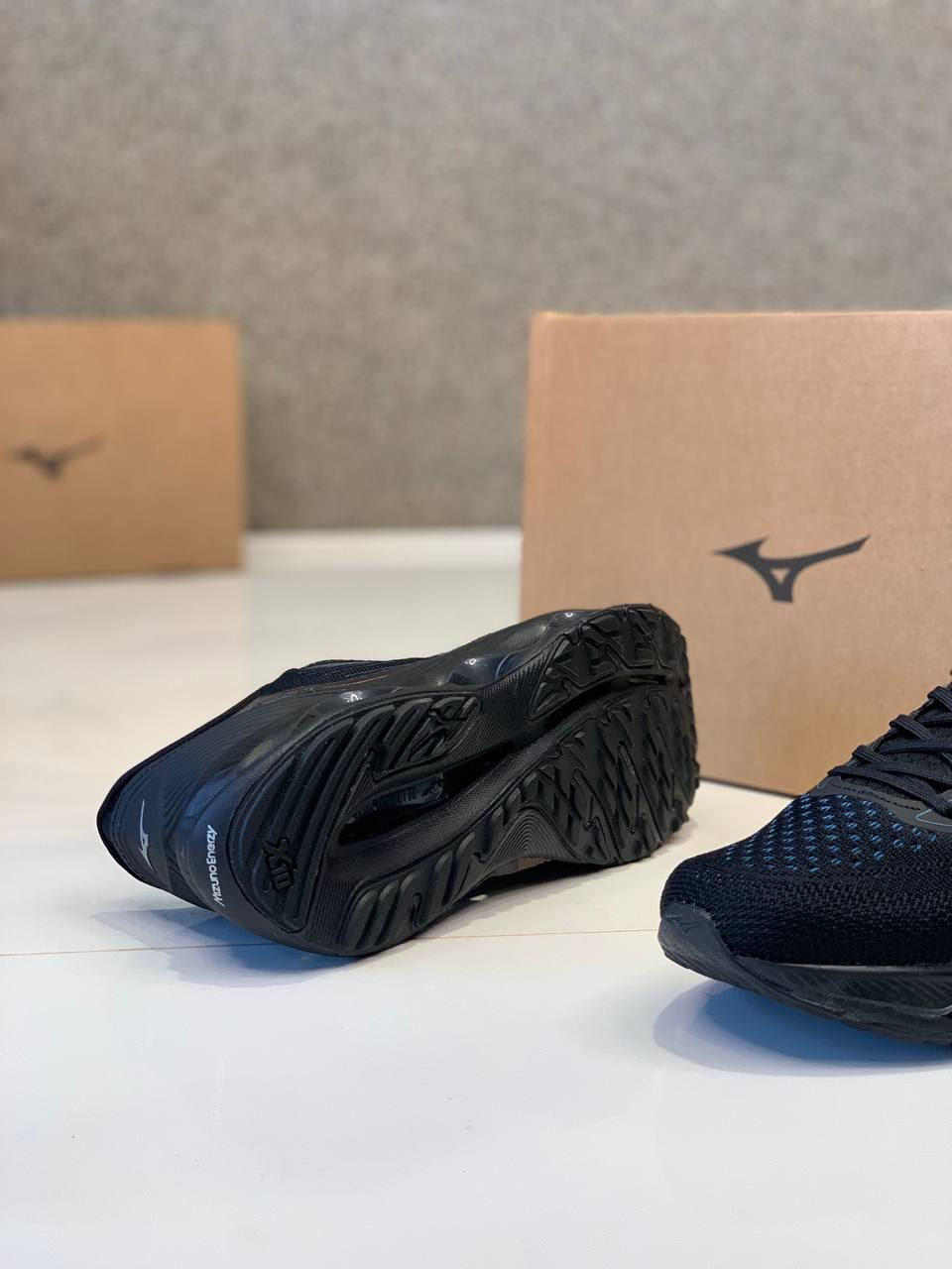 Miniatura: Tênis Mizuno LEGEND 4