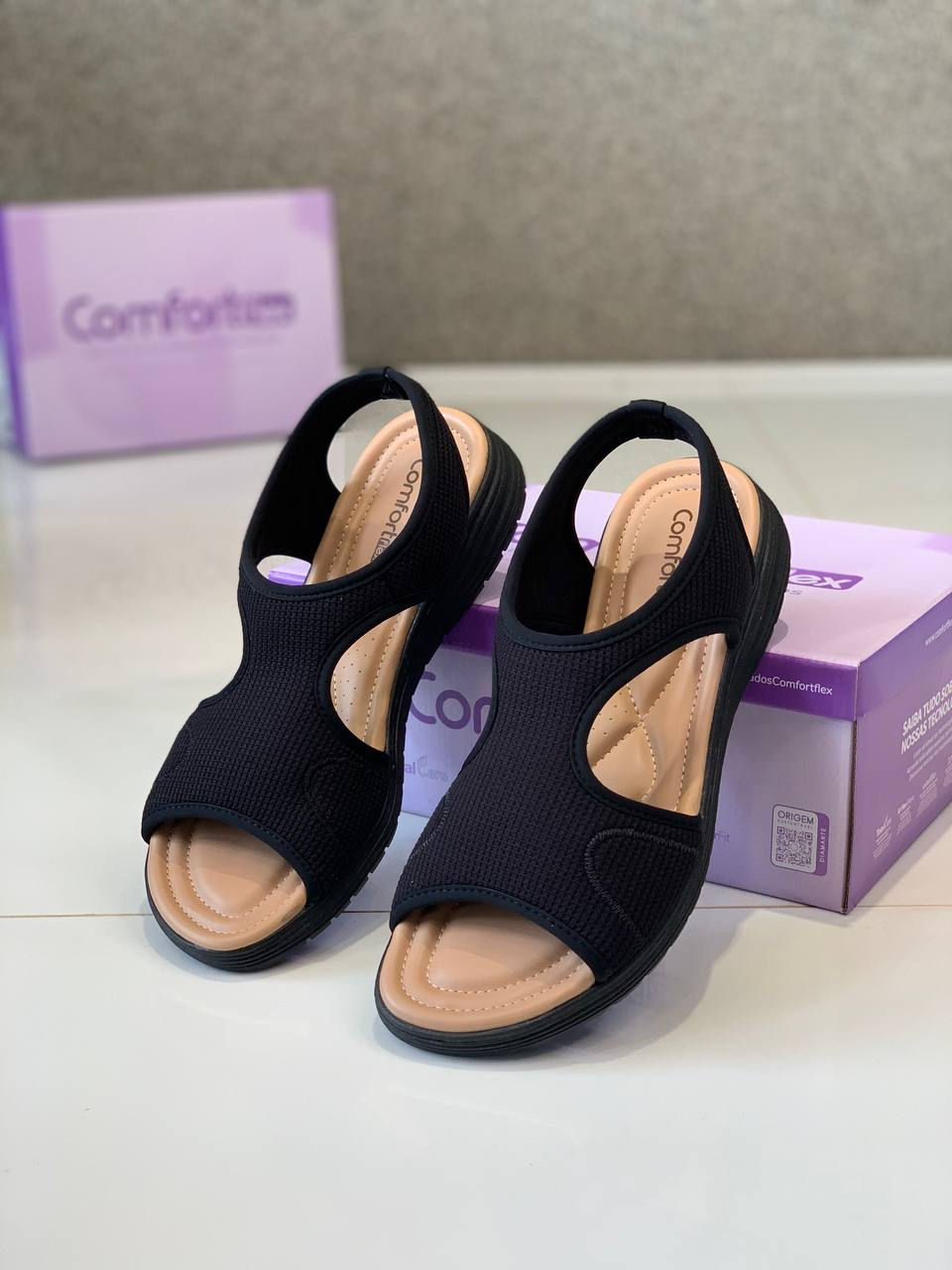 Miniatura: Sandália Comfortflex 2351402-G