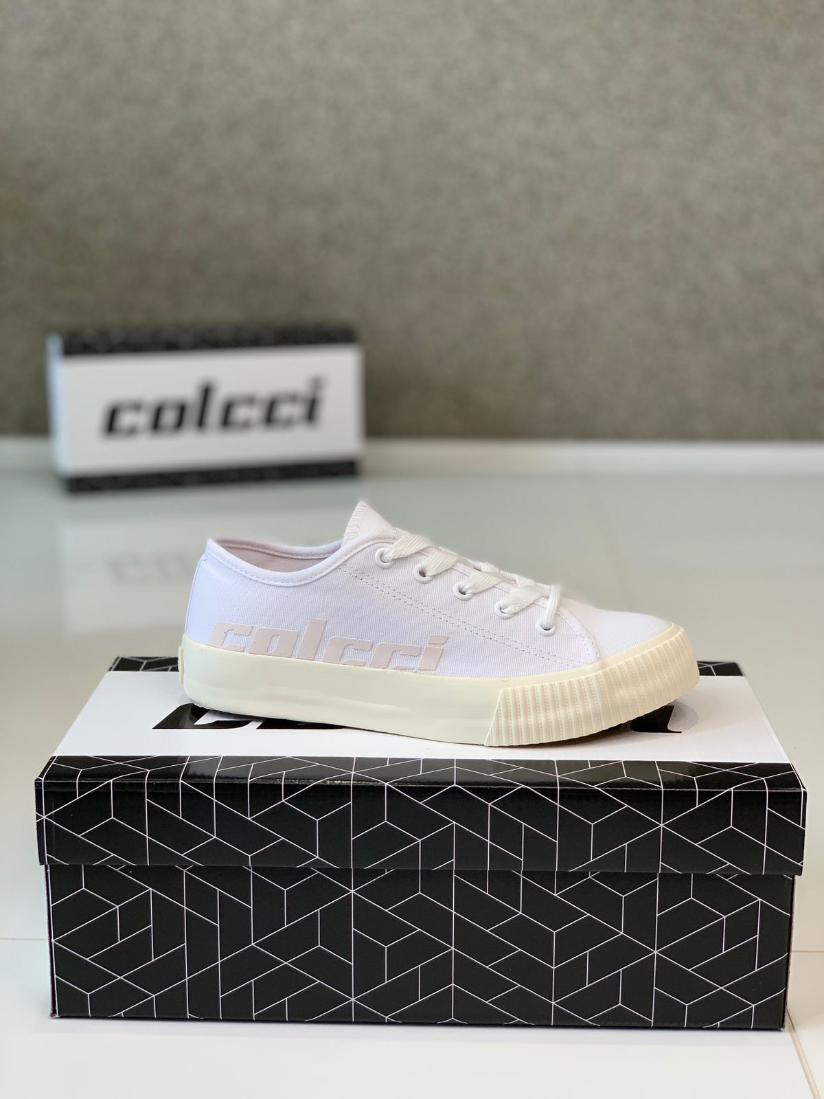 Tênis Colcci CL0214