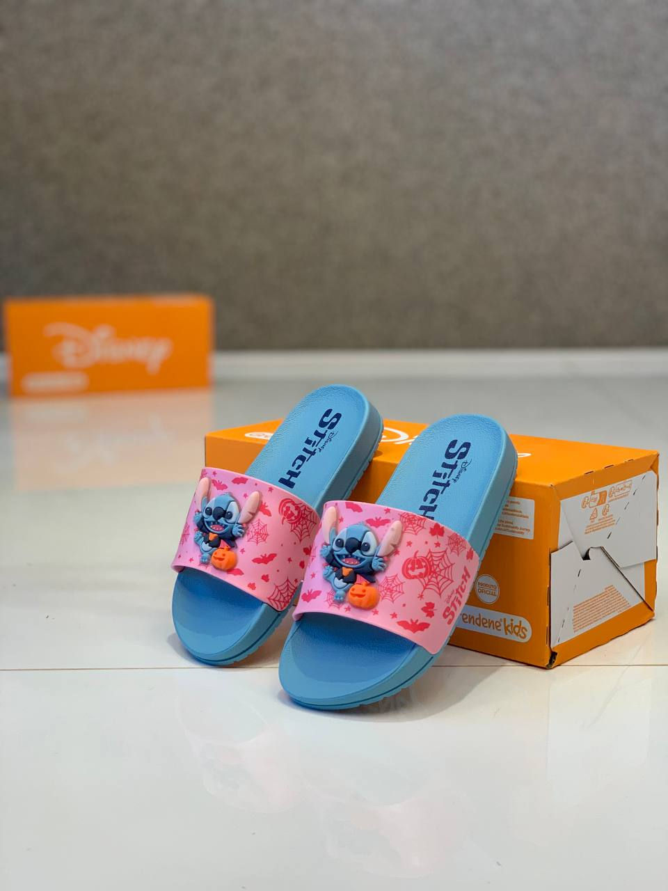 Miniatura: Chinelo Grendene Stitch 23285