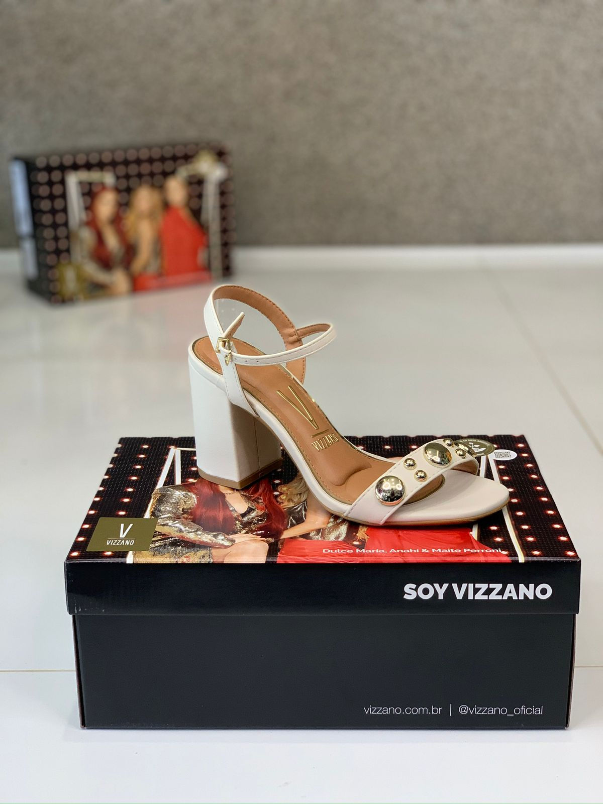 Sandália Vizzano 6409216