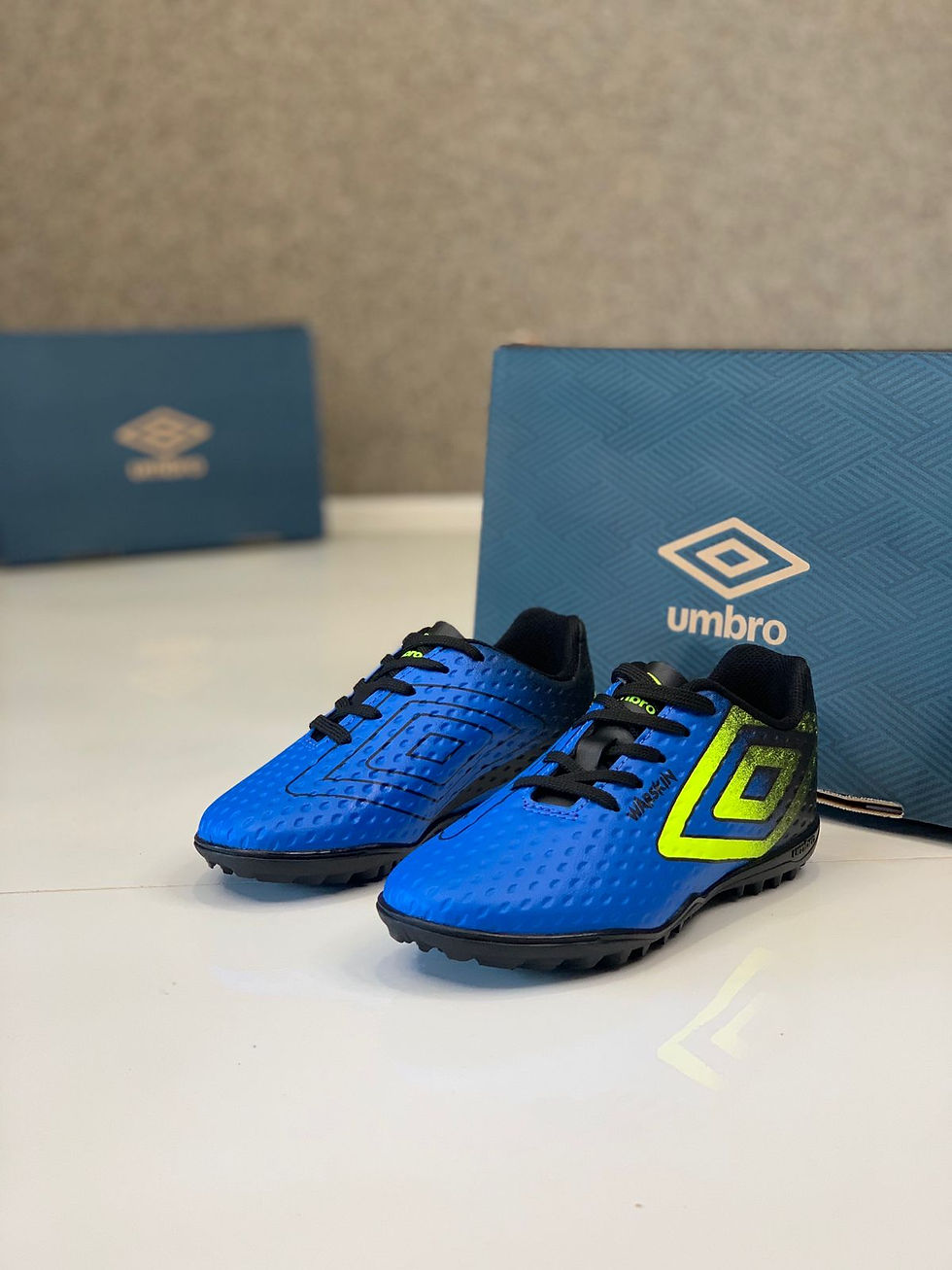 Miniatura: Chuteira Society Umbro U07FB00185