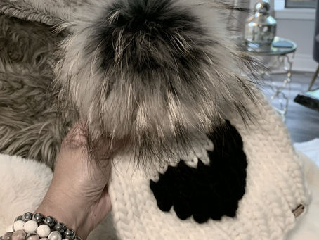 Shipping out another gorgeous Love Heart Cottage mail Touque 🖤🤍🖤🤍🖤🤍🖤🤍🖤🤍🖤🤍🖤🤍🖤