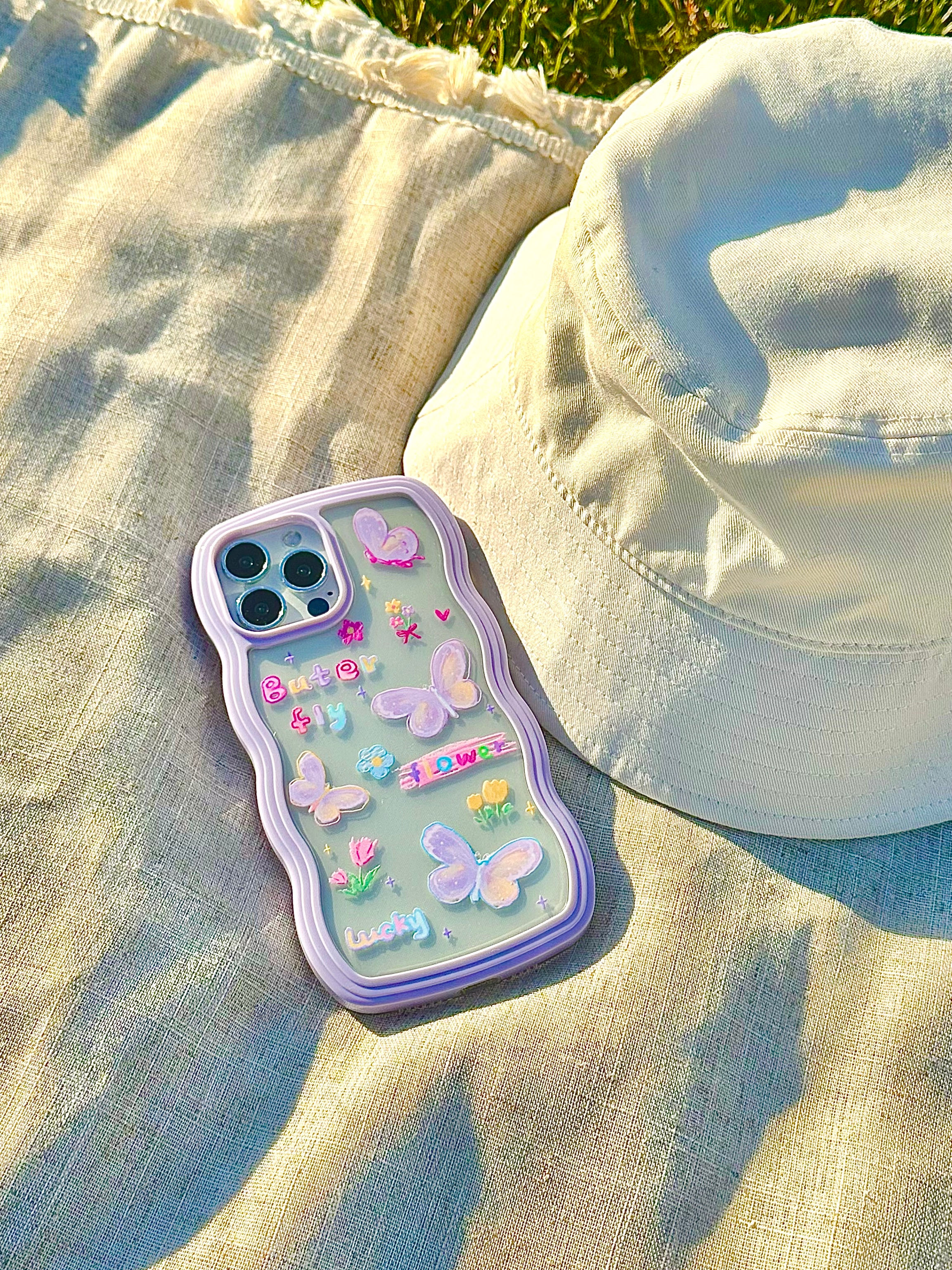 Cute Cloud Shape Wavy Butterfly Flower Lilac Bumper Case