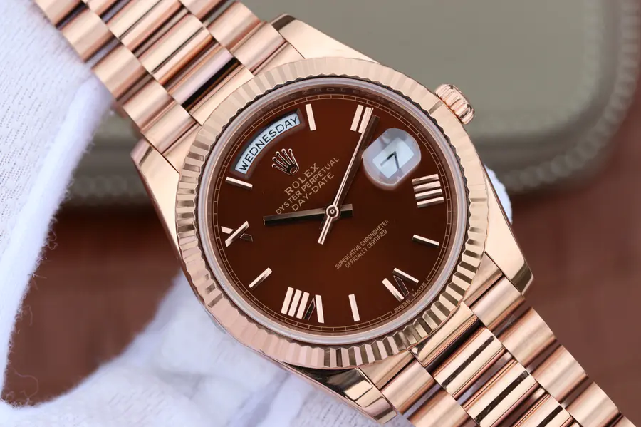 Thumbnail: Rolex Day-Date 228235- 40MM- 1:1 Superclone