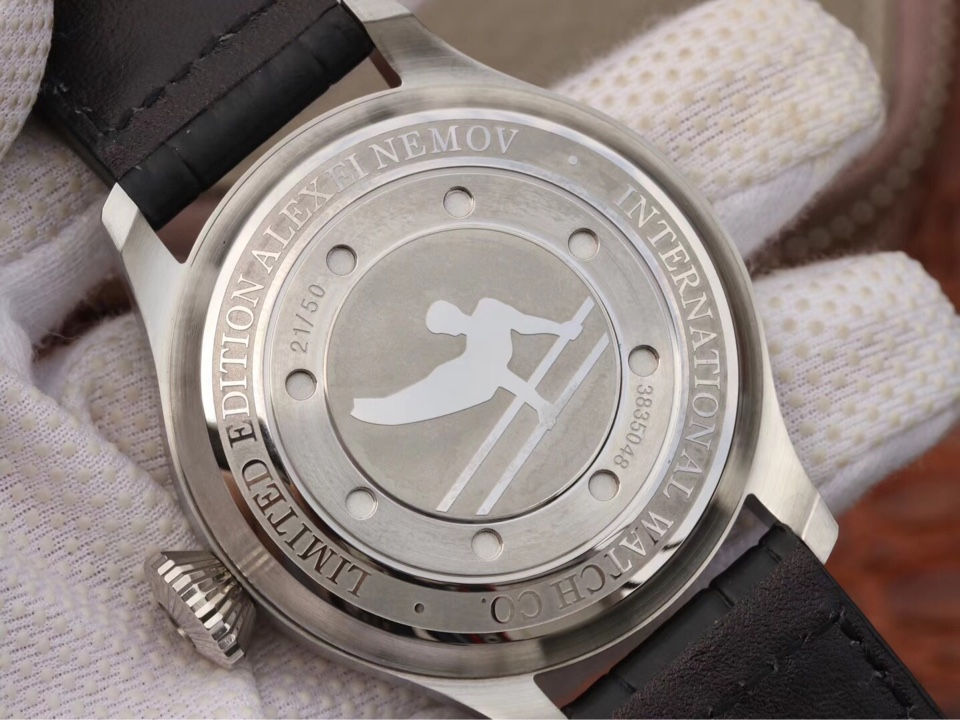 Thumbnail: IWC  Pilot Heritage  IW501004- 1:1  Superclone