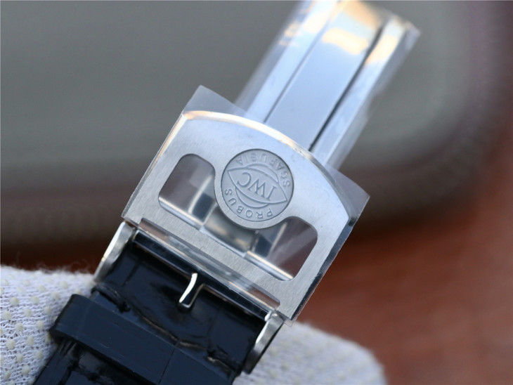 Miniatura: IWC Big Pilot Annual Calendar IW503502- 1:1 Superclone