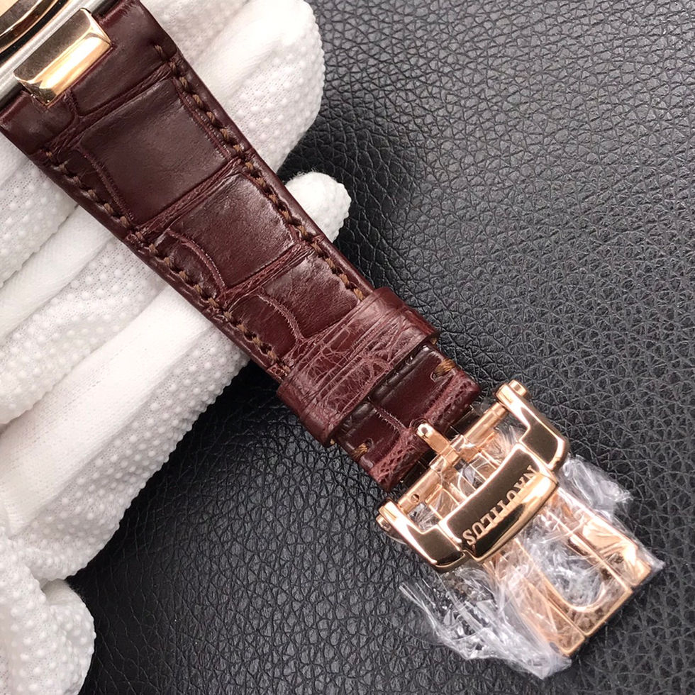 Patek Philippe Nautilus 5712GR Rose Gold Silver Moon Phase Superclone — 1:1 High Quality Replica Watch
