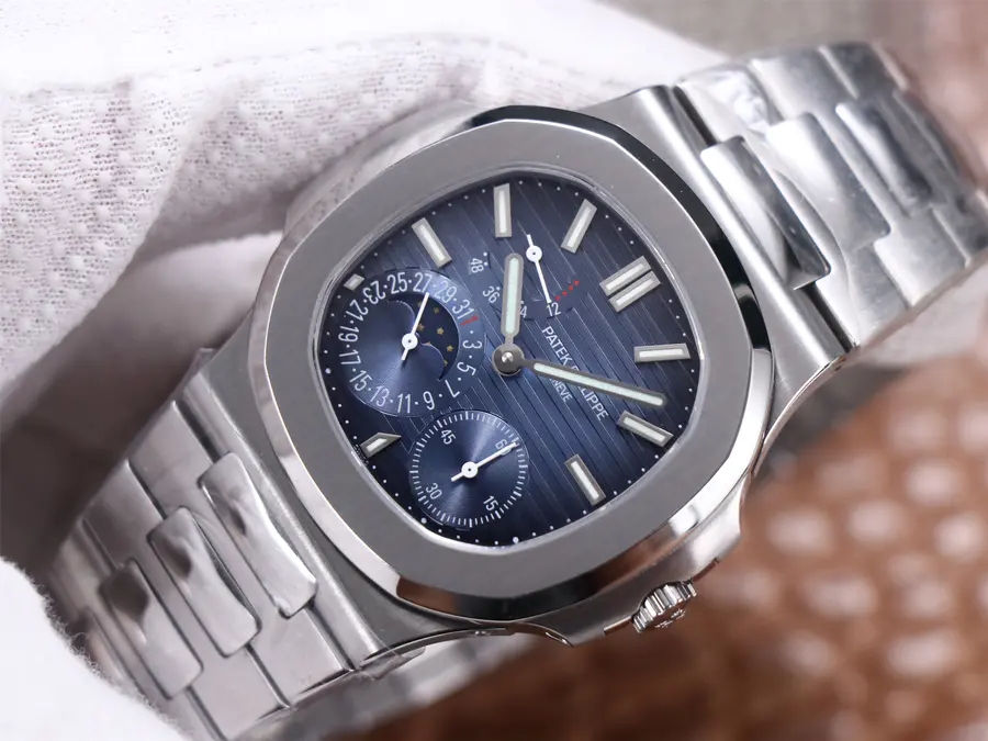 Miniatura: Patek Philippe Nautilus  5712/1A-001 -1:1 Superclone