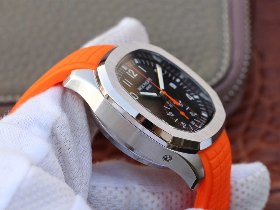 Thumbnail: Patek Philippe Aquanaut 5164A -1:1 Superclone