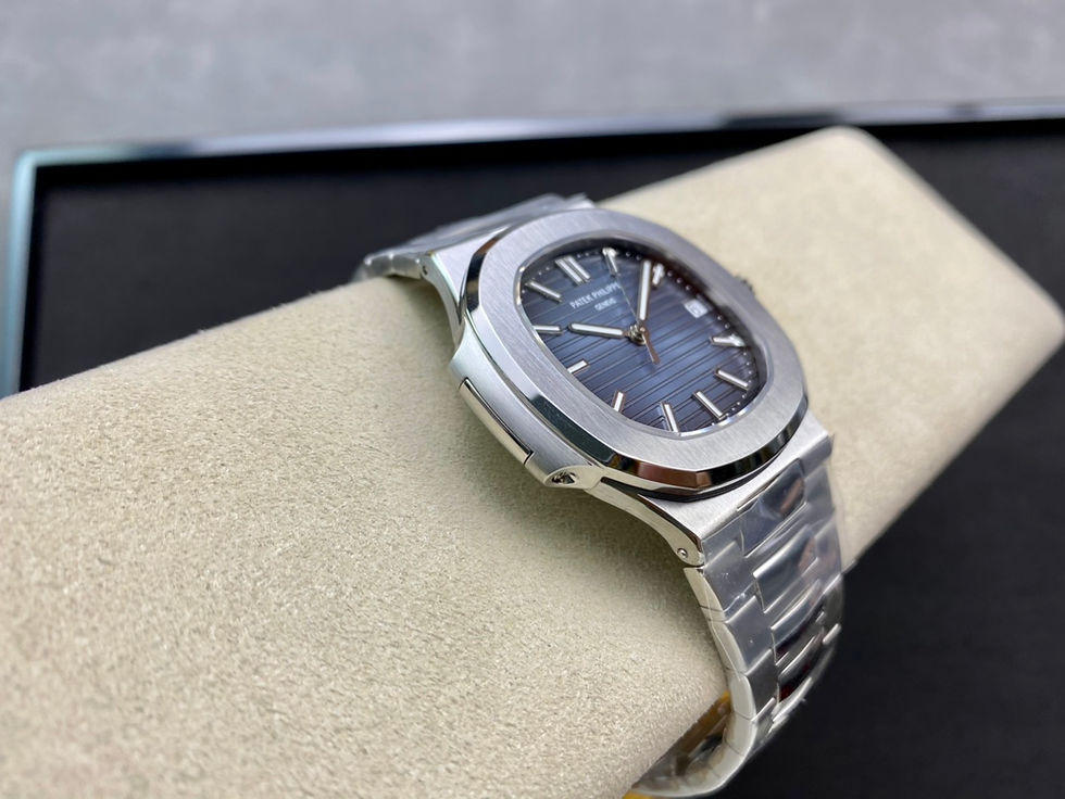 Миниатюра: Patek Philippe 5711 Nautilus