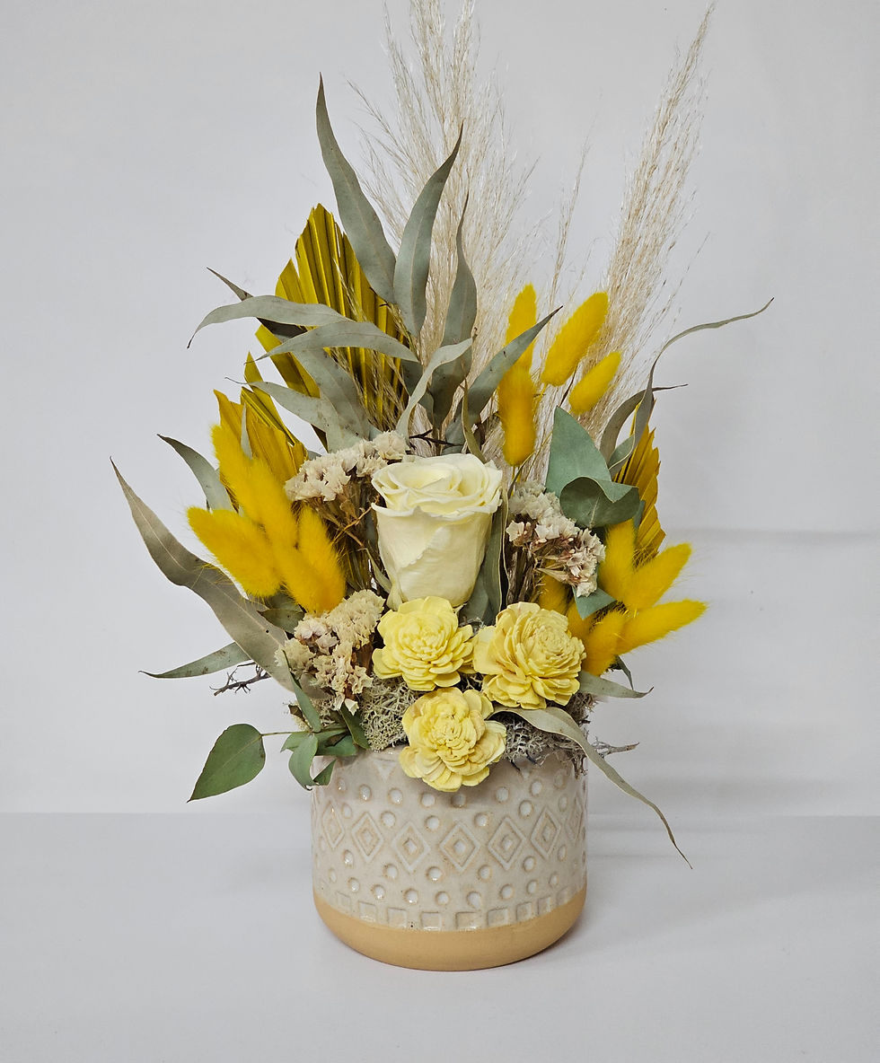 Kora Floral Boutique, Gisborne Florist, Dried Arrangement, Yellow Dried Arrangement, Rays of Sunlight