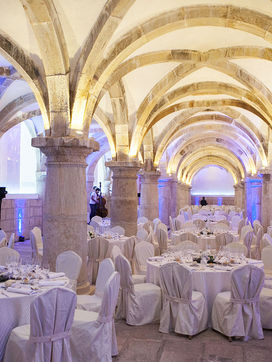 classic-venue-evening-event-portugal-wisemen.jpeg