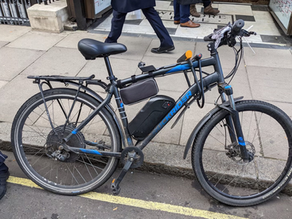 "The usual mix of red light jumpers on bikes" plus 4 illegal pedal bikes sparks police interception