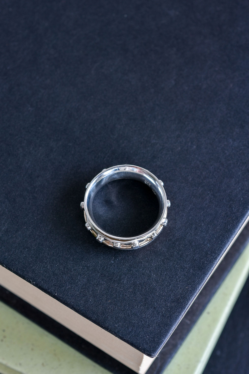 Thumbnail: Pebble Spinner Ring - Size 7.75 // One of a Kind