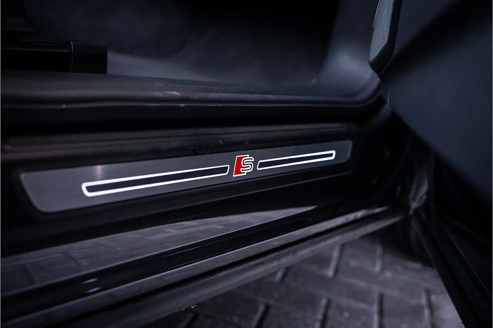 Miniatura: Audi Q5 Sportback Black line 55 TFSIe 367cv - 116000kms - 2021