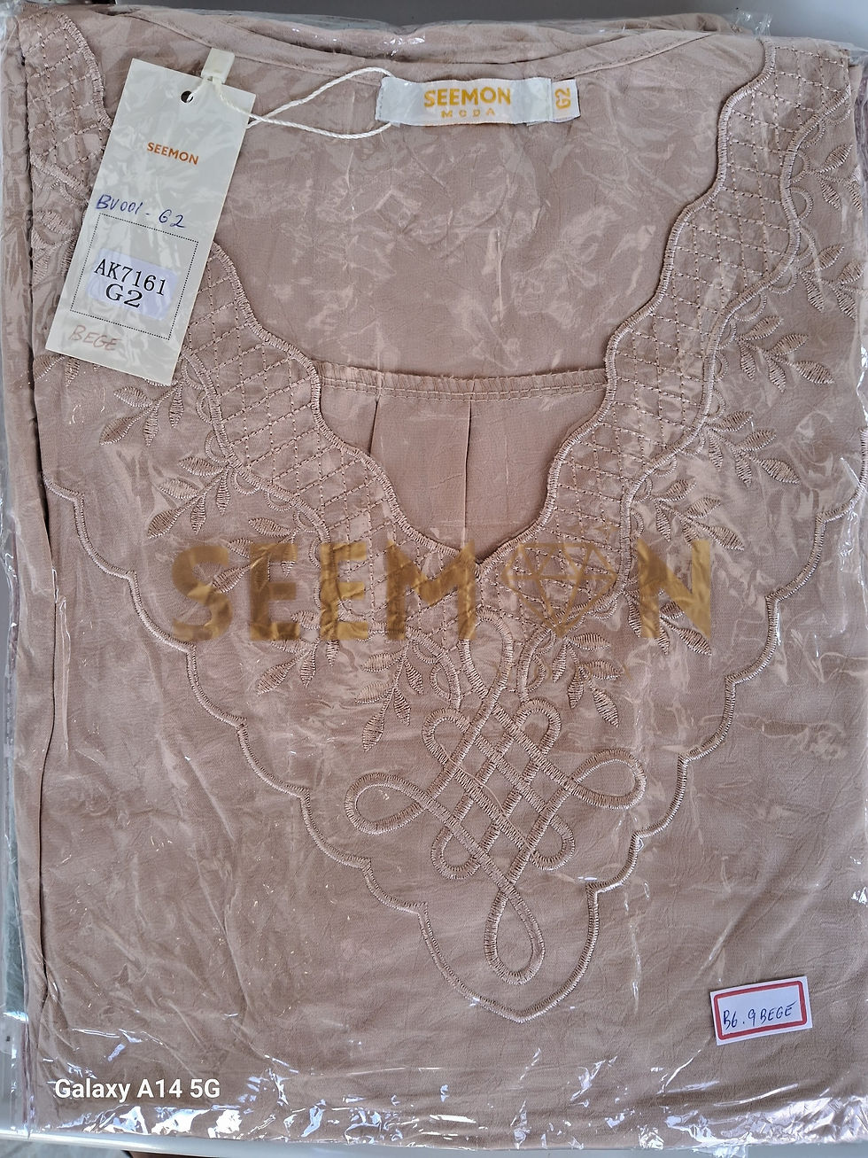 Miniatura: J.AK161 - BLUSA DECOTE V BORDADA COM MANGA VAZÉ FARDAMENTO EVANGÉLICO FARDEM